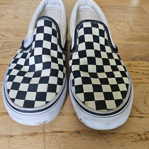 Vans - Picture 2 of 5